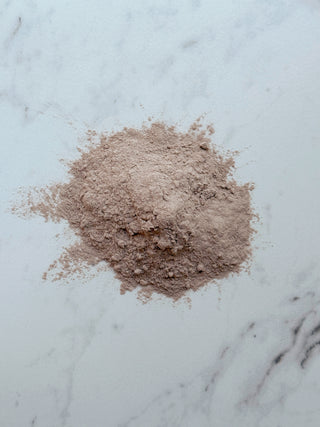 Wonder Dust Dry Shampoo – Oil-Absorbing, Volumizing Powder for Light, Brown & Dark Hair